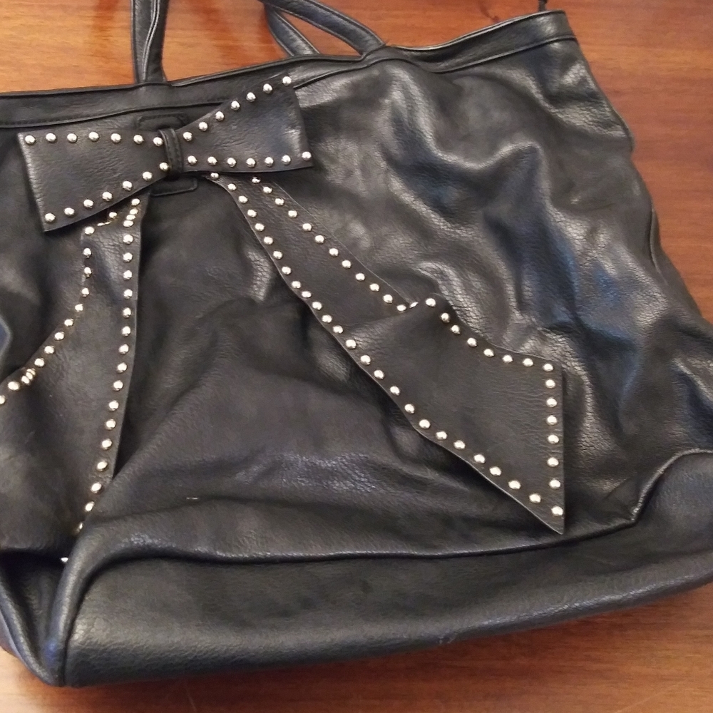 Bow purse